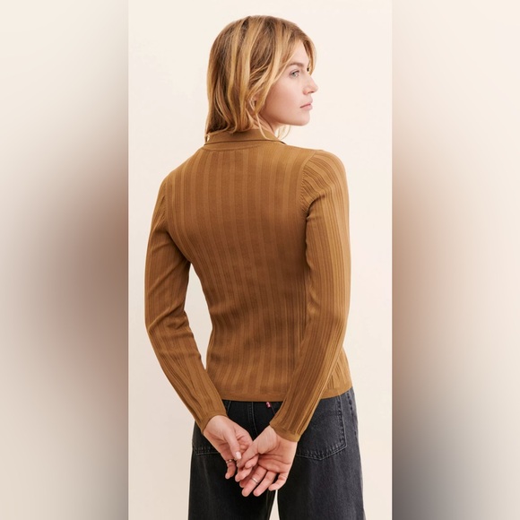 ASTR the label Ribbed Button-Up Cardigan - Picture 2 of 6